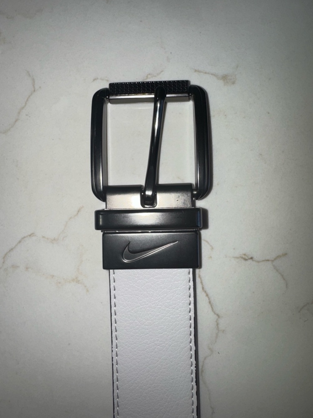 Nike Men’s Black & White Reversible Leather Golf Belt, size 38